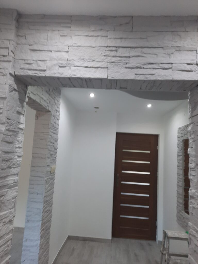 cegła na ścianie, płytki dekoracyjne, dekoracja wnętrz