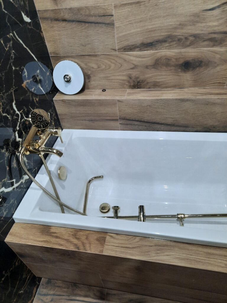 realizacje palko-bud, układanie płytek, płytkowanie łazienki