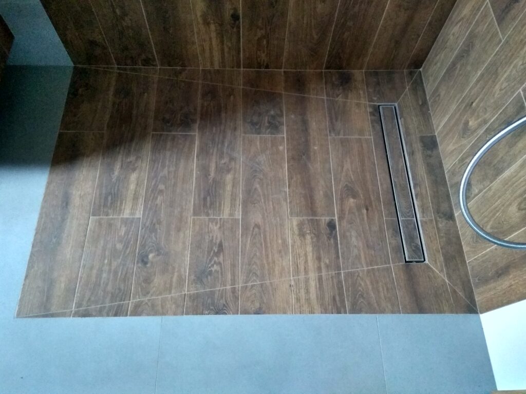 realizacje palko-bud, układanie płytek, płytkowanie łazienki,